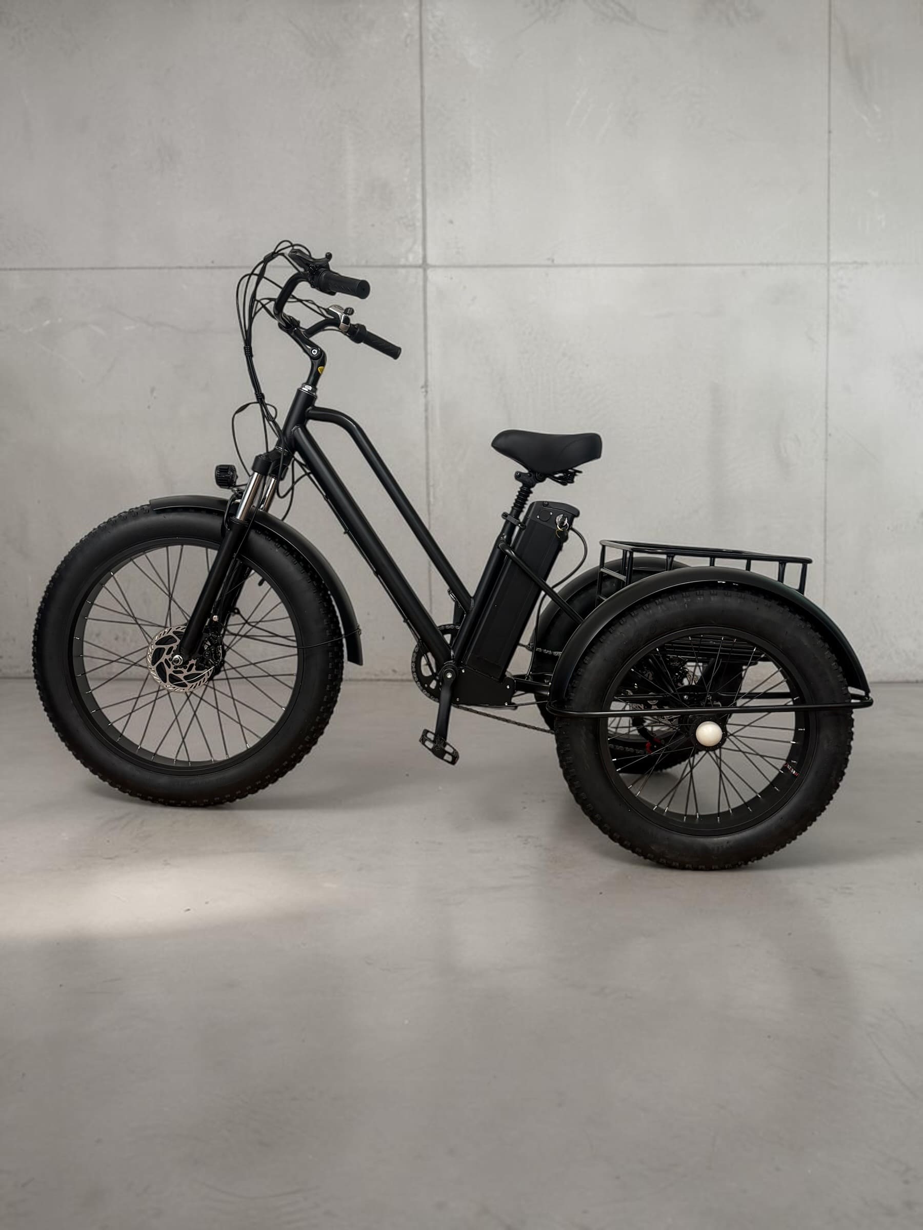 Rower trójkołowy elektryczny Fatbike – customowy | 250W | 48V 20Ah | powystawowy